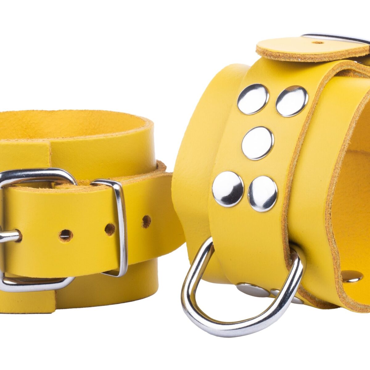 menottes en cuir ultra jaunes scaled
