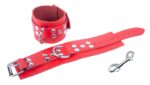 menottes en cuir ultra rouges 3 scaled