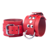 menottes en cuir ultra rouges scaled
