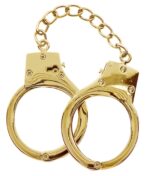 menottes en metal taboom dorees 3