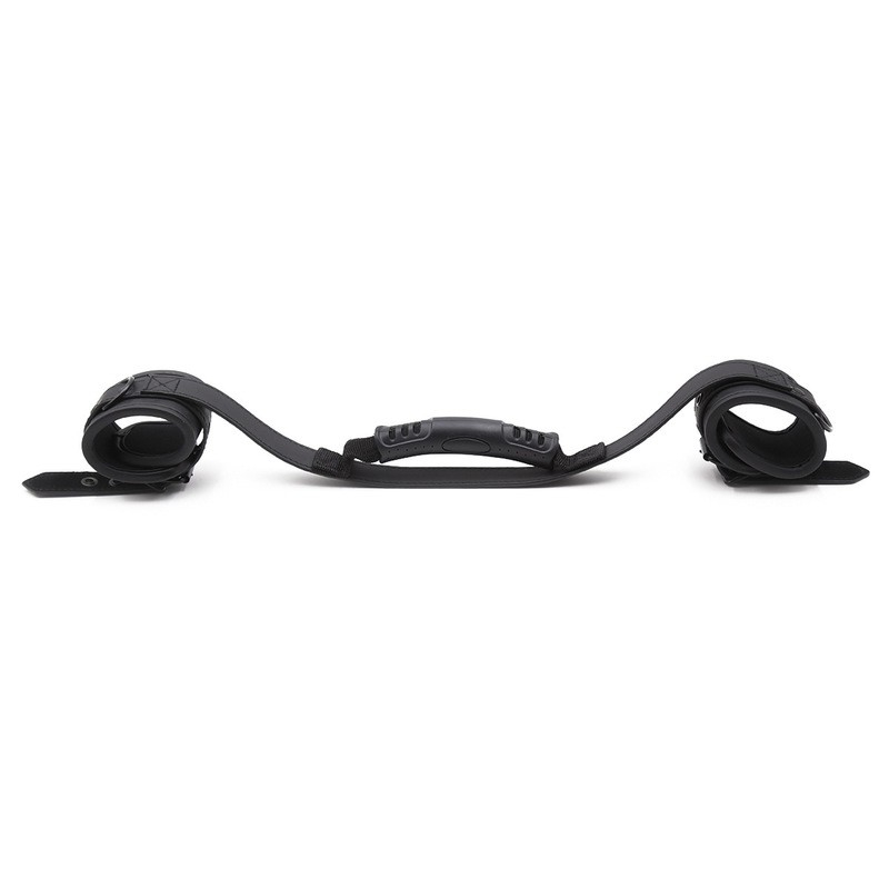 menottes noires avec une poignee 2