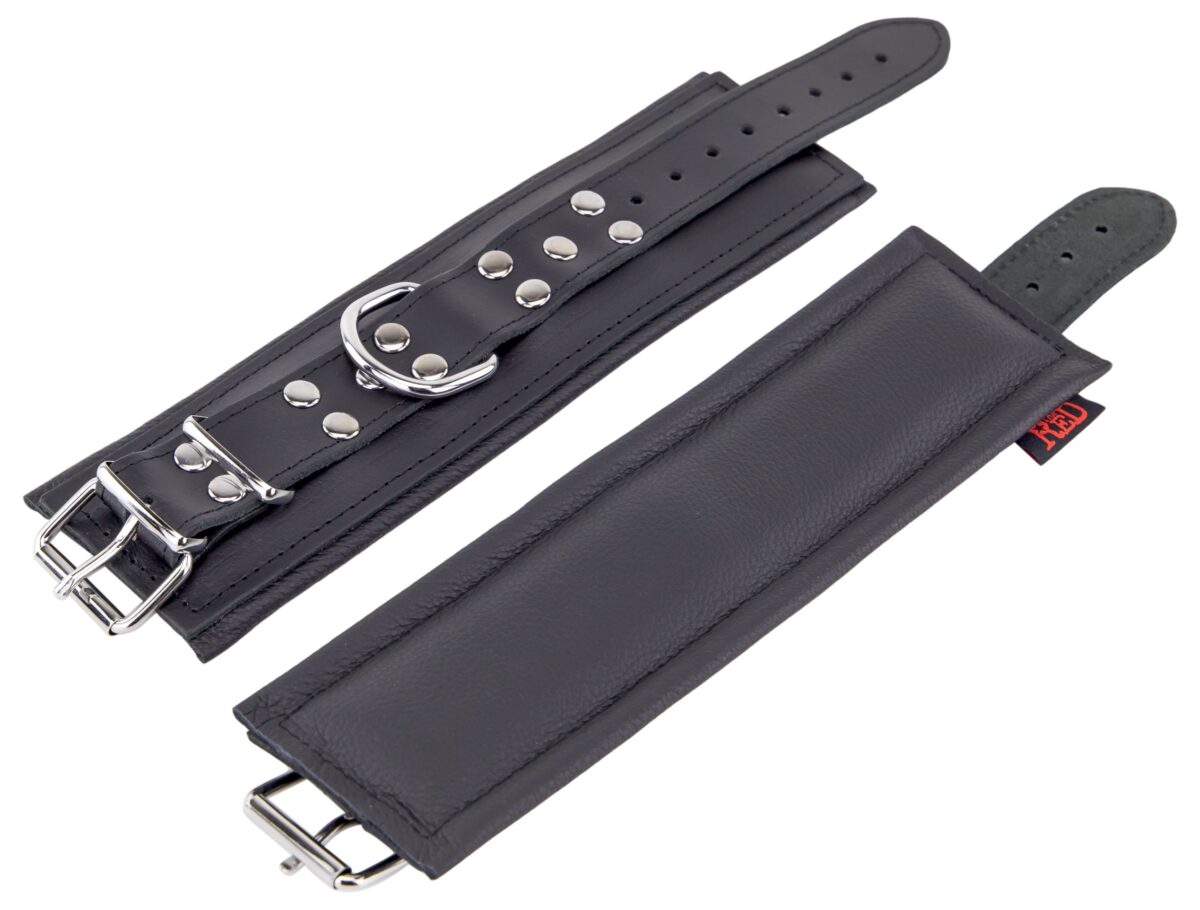 menottes rembourrees en cuir pour les poignets noir 4