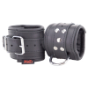 menottes rembourrees en cuir pour les poignets noir 7 scaled