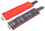 menottes rembourrees en cuir pour les poignets noir rouge 3 scaled