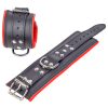 menottes rembourrees en cuir pour les poignets noir rouge 4