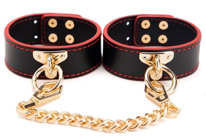 menottes simili maestro noir et rouge