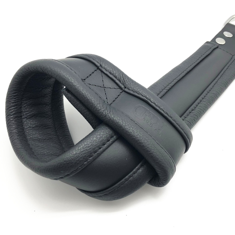menottes suspension en cuir mainspieds 4