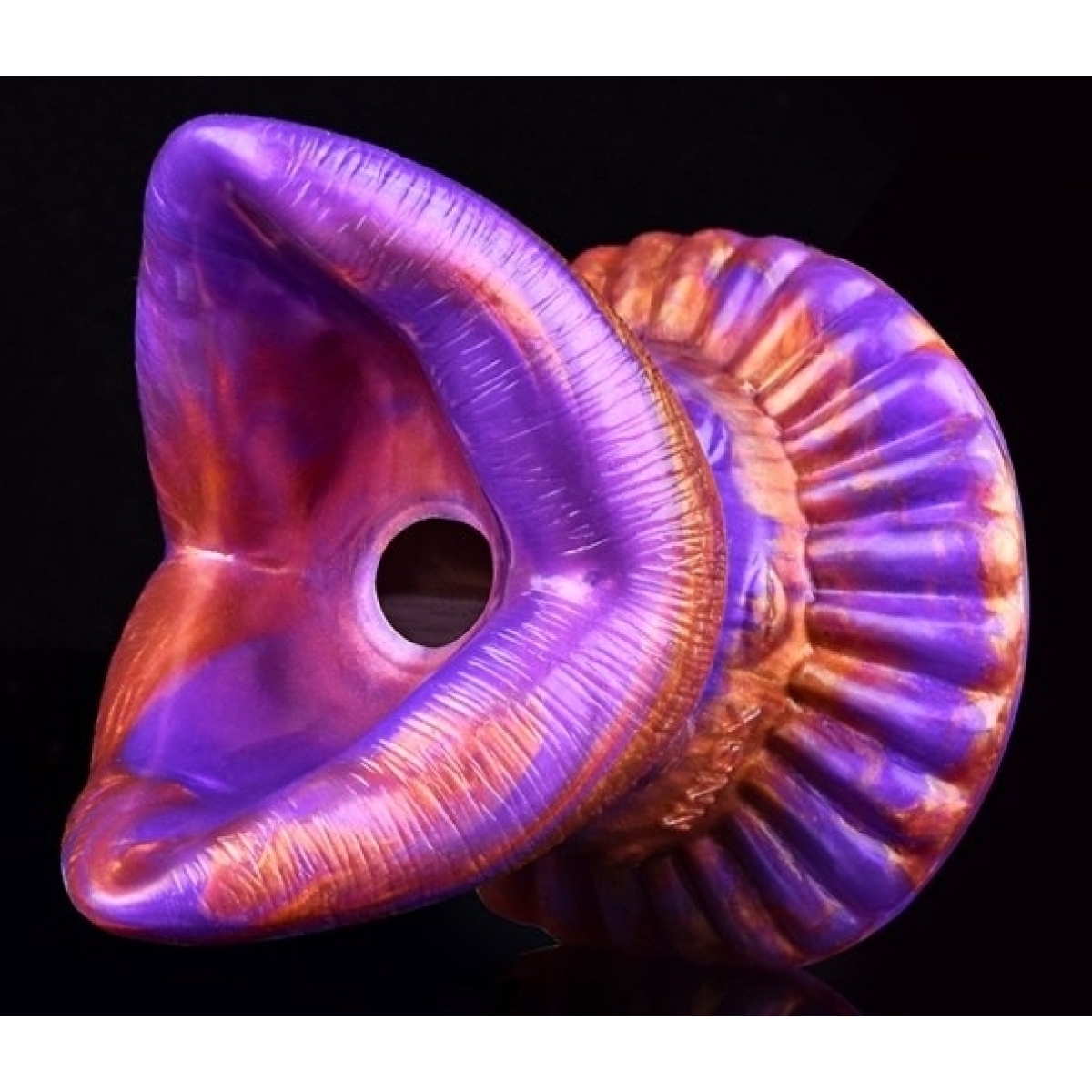 plug hollow demon 9 x 9cm 6