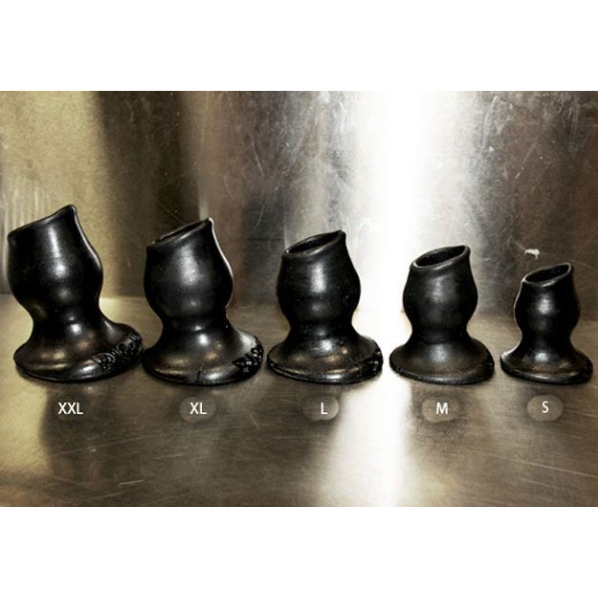 plug tunnel pig hole noir medium 8 x 55 cm 3