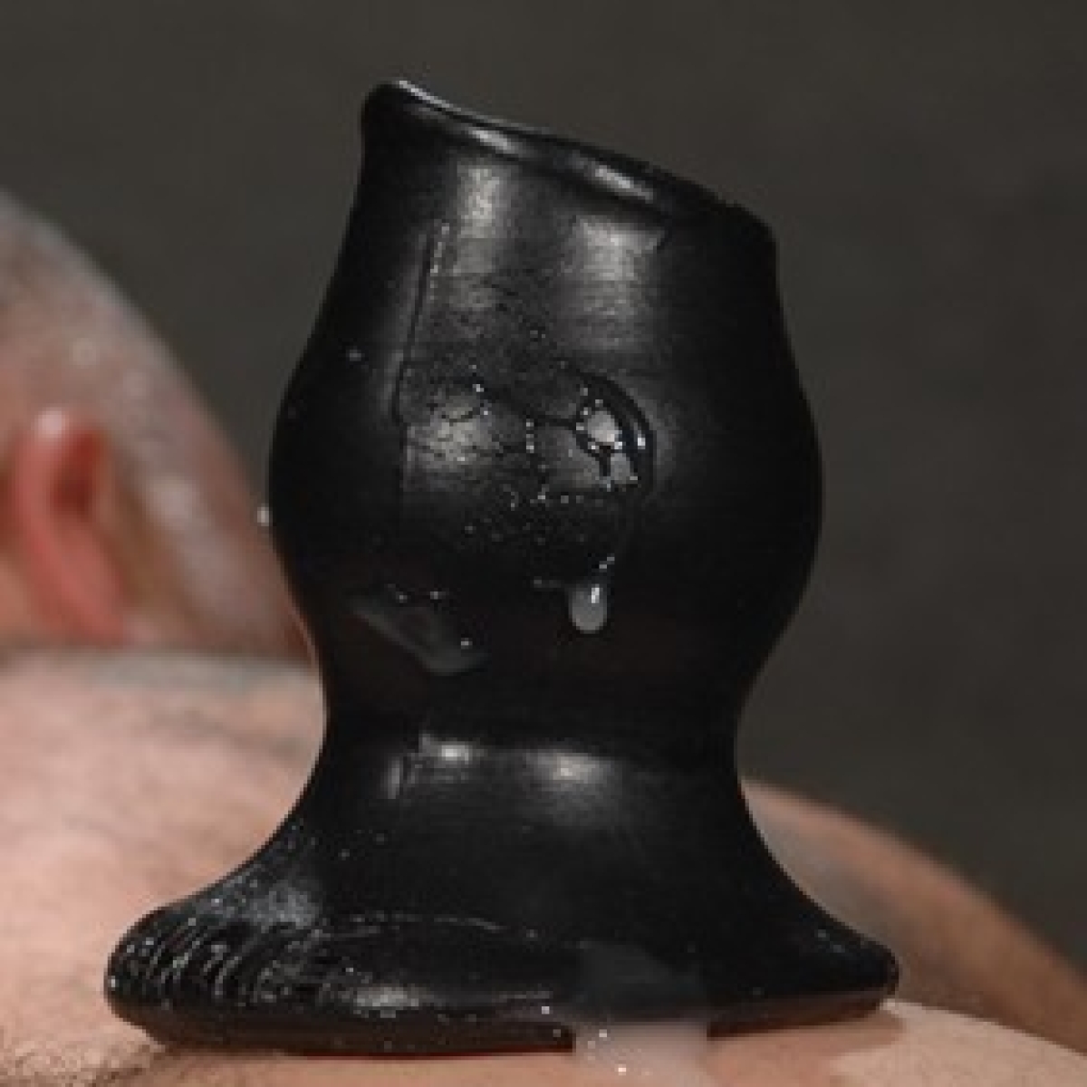 plug tunnel pig hole noir medium 8 x 55 cm 4