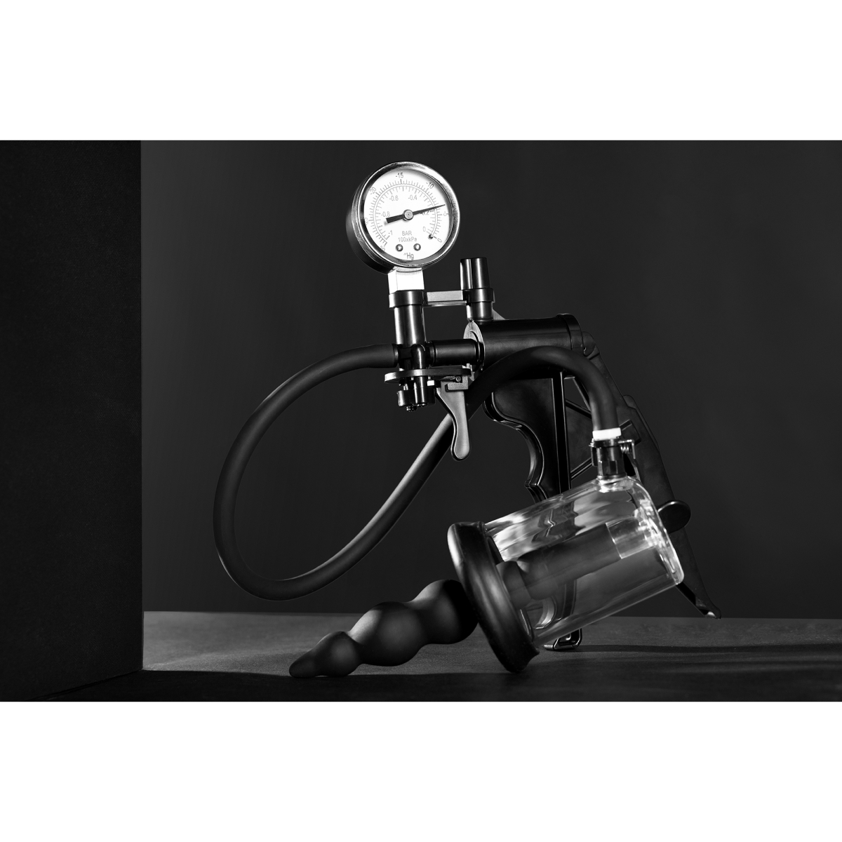 pompe manuelle pour rose anale rosingpump avec 3 plugs 3