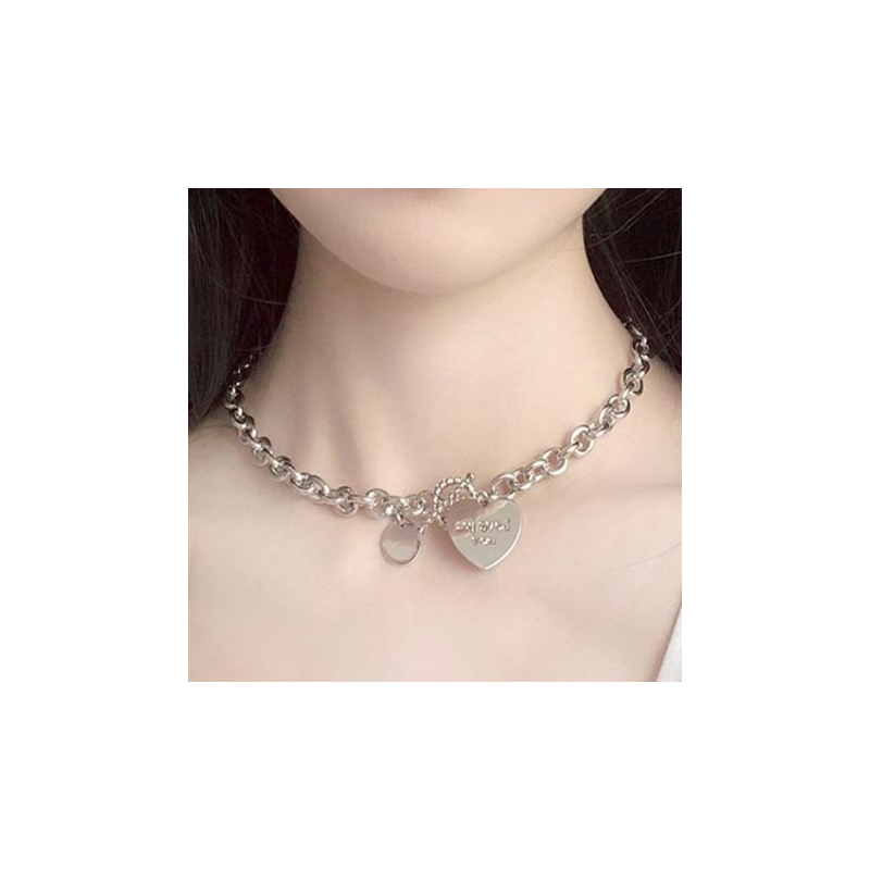 ras de cou heart steel
