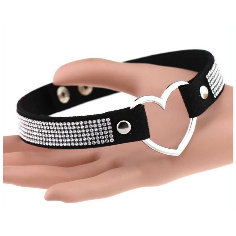 ras de cou heart strass noir 2
