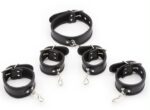 set de restriction collier et menottes noir 1