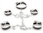 set de restriction collier et menottes noir blanc
