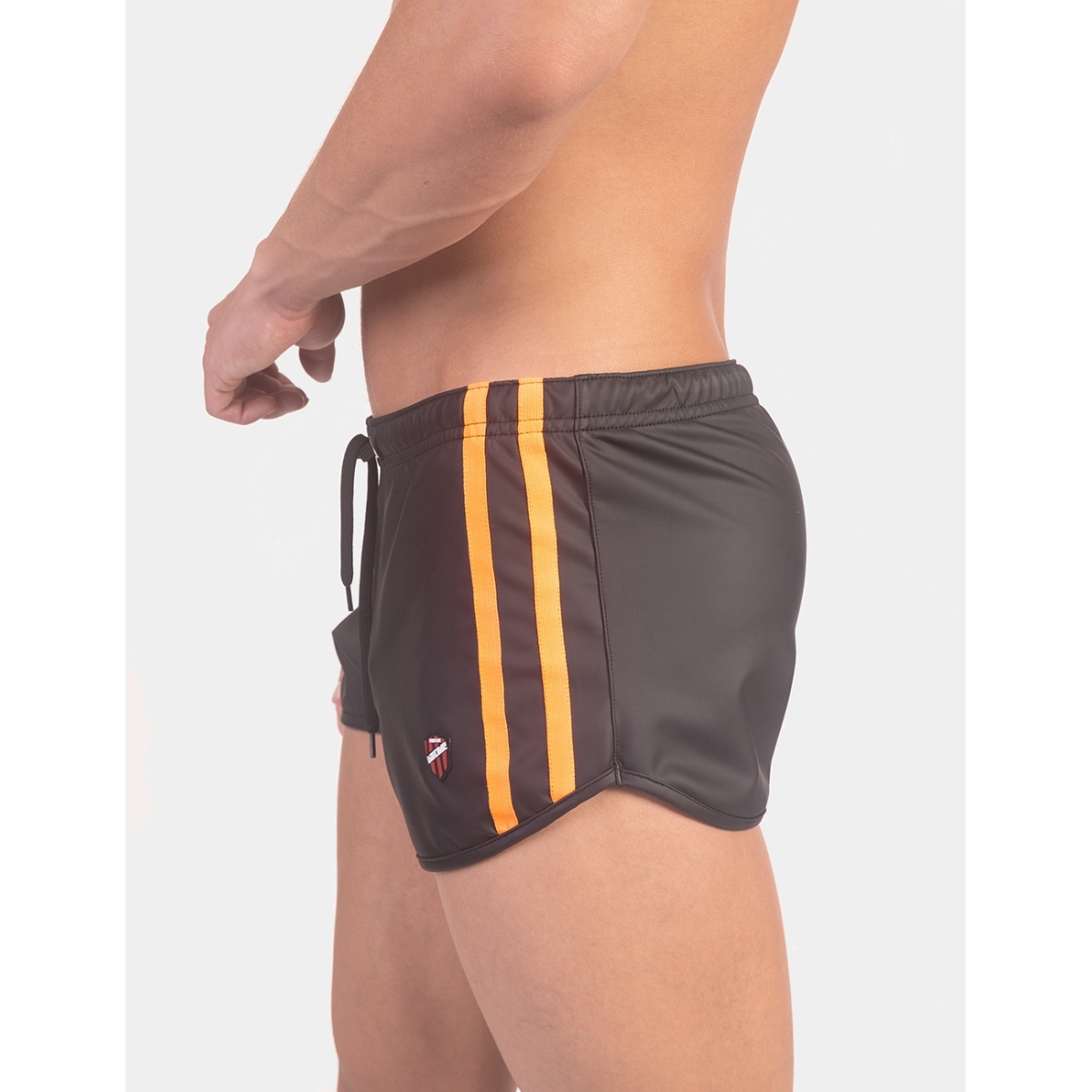 short byron laboratory black orange 3