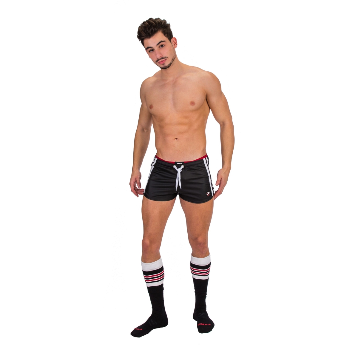 short byron laboratory noir blanc 4 scaled