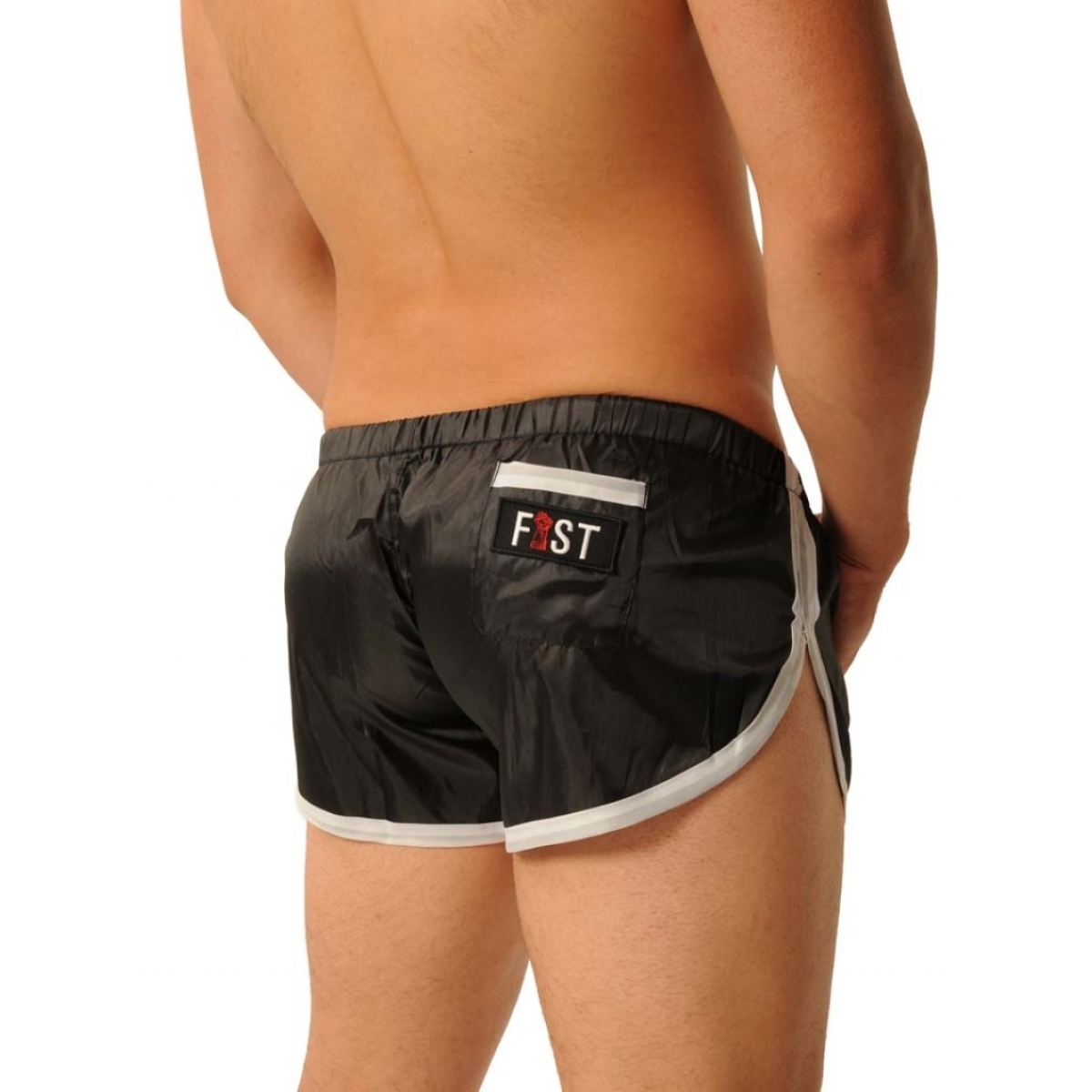 short court fist noir blanc 5