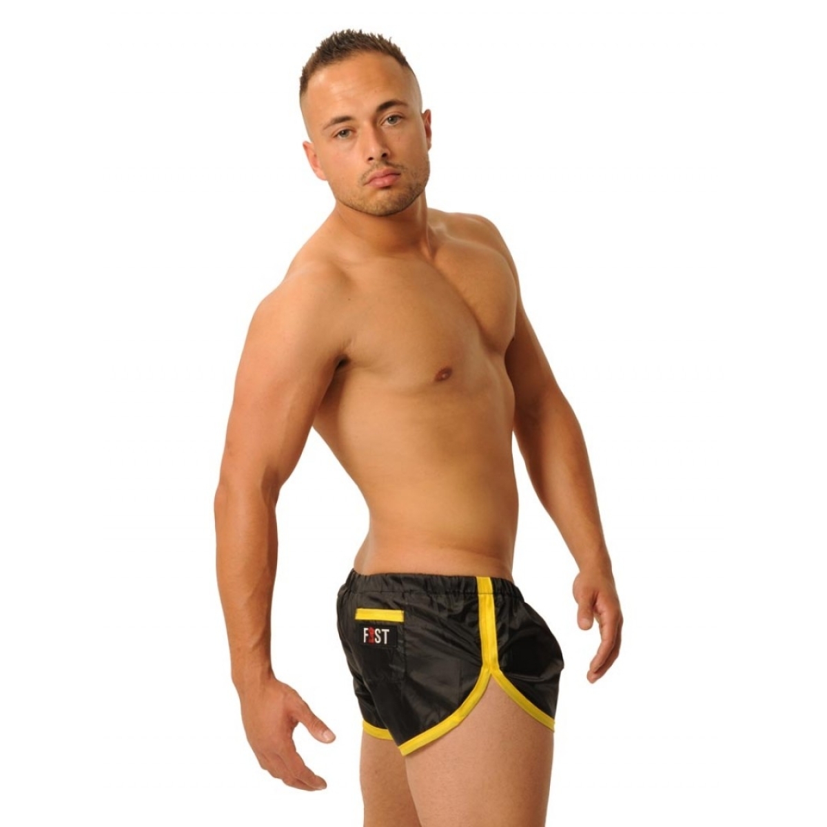 short court fist noir jaune 4