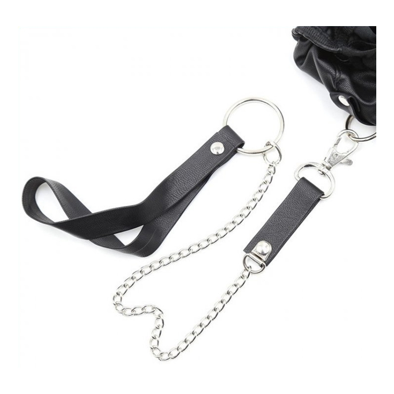 string en simili avec laisse 6