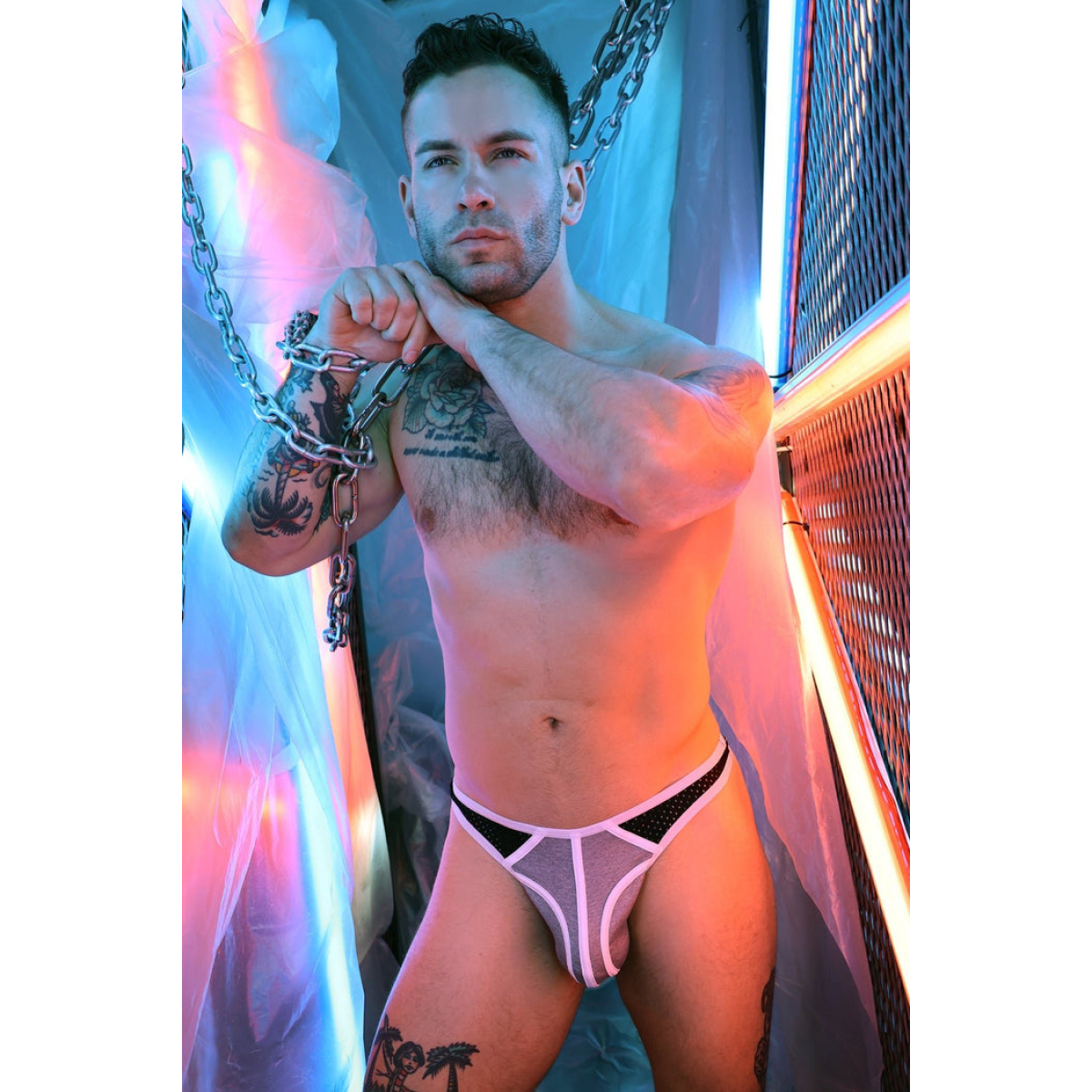 string retro remix gris 10