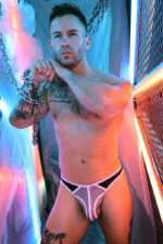 string retro remix gris 10